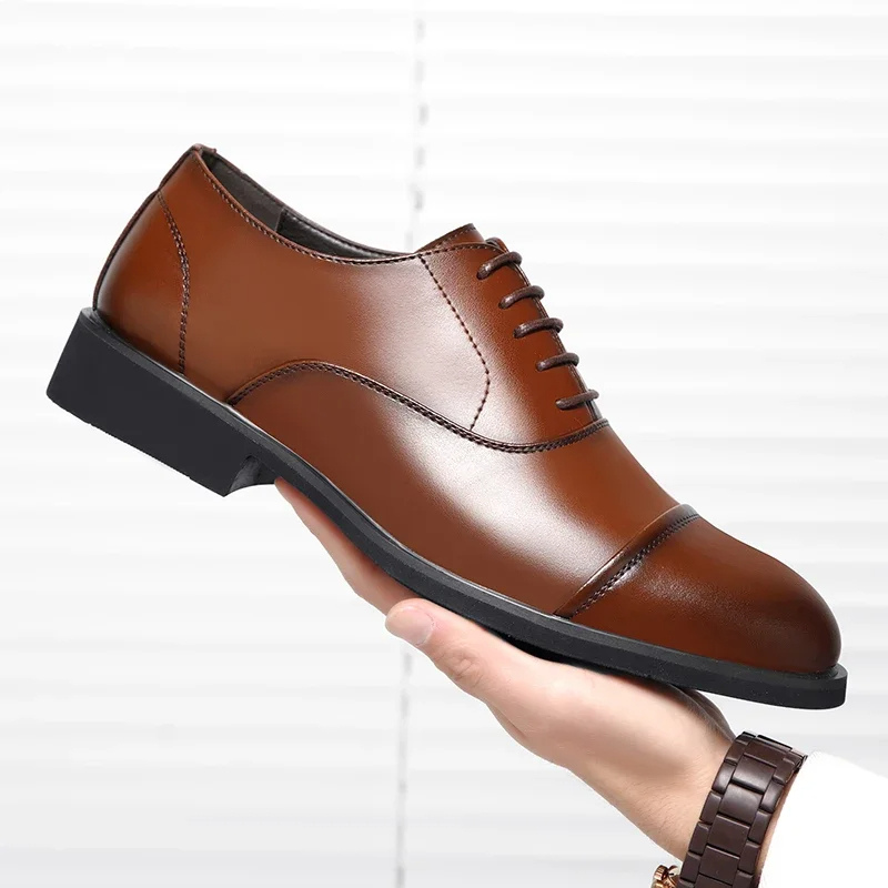 Męskie Eleganckie Skórzane Buty z Ukrytą Wysokością 6 cm z Designem Cap-Toe